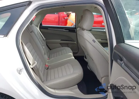 2019 Ford Fusion Hybrid Se z USA, uszkodzony, nr VIN 3FA6P0LU7KR112498